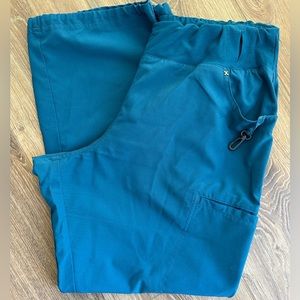 CHEROKEE iFlex PETITE scrub pants in beautiful emerald shade